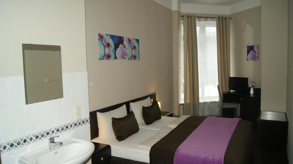 Hotel Pension Eberty Berlin Kültér fotó