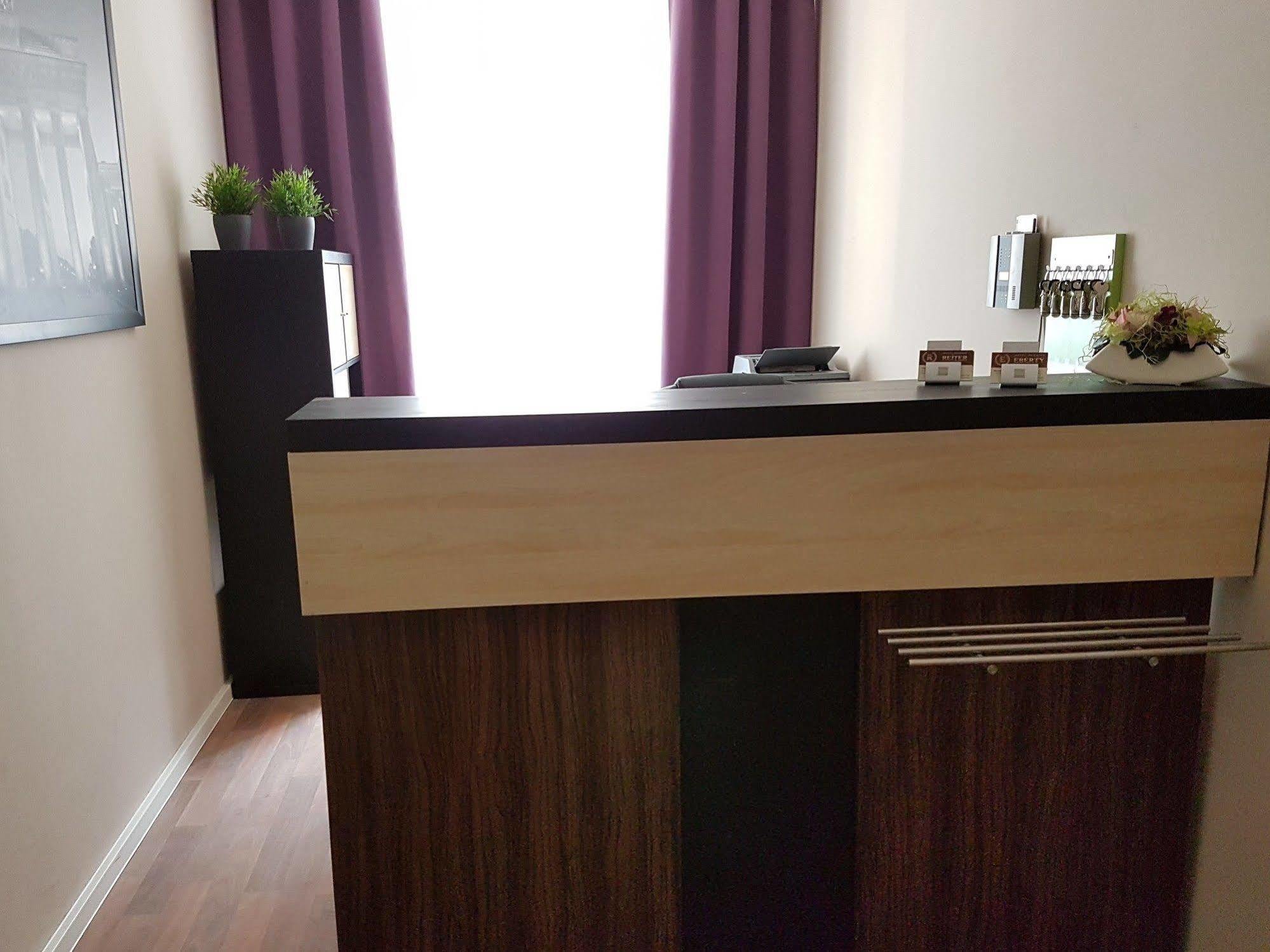Hotel Pension Eberty Berlin Kültér fotó